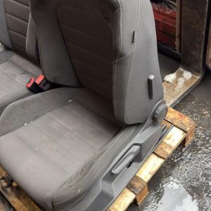 Siege avant gauche VOLKSWAGEN GOLF 7 PHASE 2 Essence - Image 1