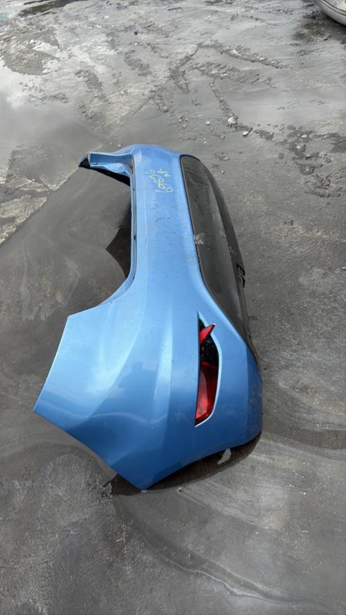 Pare choc arriere FORD FIESTA 6 PHASE 1 Essence - Image 3