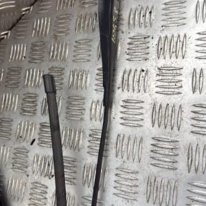 Bras essuie glace avant gauche PEUGEOT 308 2 PHASE 1 Diesel - Image 1