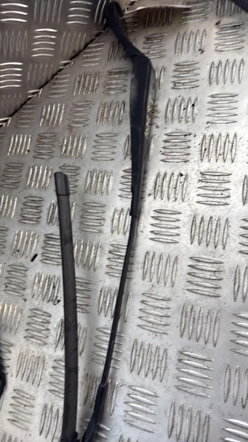 Bras essuie glace avant gauche PEUGEOT 308 2 PHASE 1 Diesel - Image 3