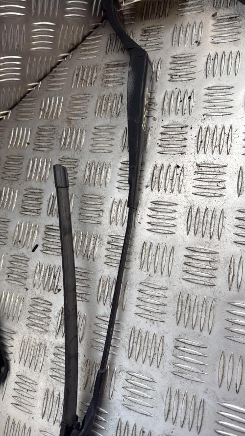 Bras essuie glace avant gauche PEUGEOT 308 2 PHASE 1 Diesel - Image 4