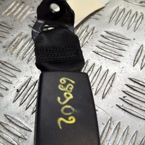 Attache ceinture arriere gauche RENAULT TWINGO 2 PHASE 2 Essence - Image 1