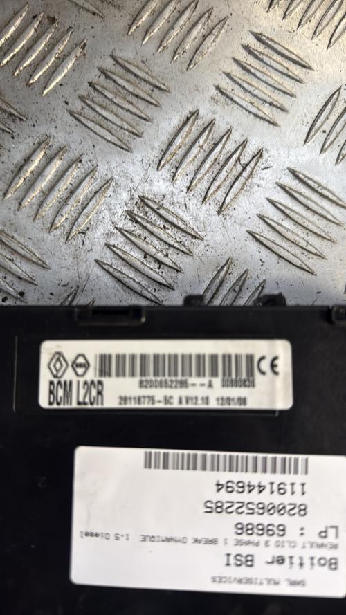 Boitier BSI RENAULT CLIO 3 PHASE 1 BREAK Diesel - Image 3