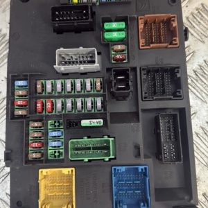 Boitier BSI PEUGEOT 308 2 PHASE 1 Diesel - Image 1