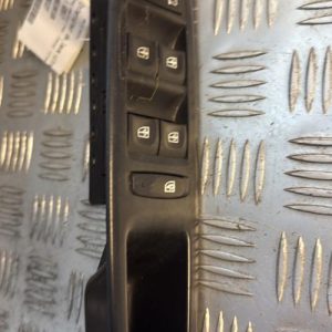 Interrupteur de leve vitre avant gauche RENAULT GRAND SCENIC 3 PHASE 1 Diesel - Image 1