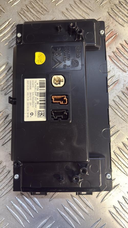 Ecran GPS PEUGEOT 308 2 PHASE 1 Diesel - Image 4