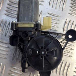 Moteur leve vitre avant droit VOLKSWAGEN GOLF 7 PHASE 2 Essence - Image 1