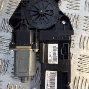 Moteur leve vitre avant gauche RENAULT SCENIC 3 PHASE 1 Ethanol - Image 1