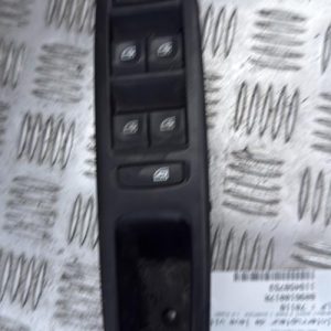 Interrupteur de leve vitre avant gauche RENAULT SCENIC 3 PHASE 1 Diesel - Image 1