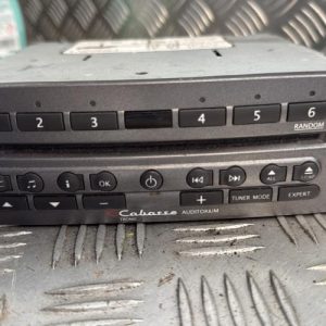 Autoradio d'origine RENAULT SCENIC 2 PHASE 1 Diesel - Image 1