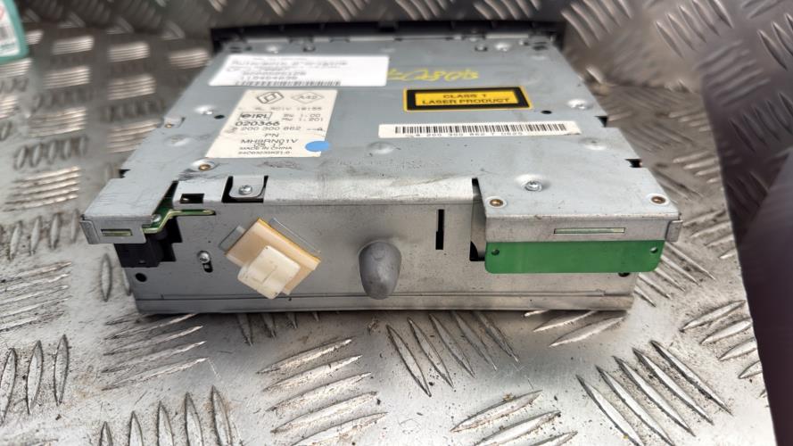 Autoradio d'origine RENAULT SCENIC 2 PHASE 1 Diesel - Image 5