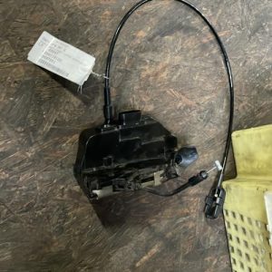 Serrure avant gauche RENAULT SCENIC 2 PHASE 1 Essence - Image 1