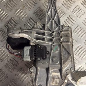 Moteur essuie glace avant droit RENAULT SCENIC 3 PHASE 3 Diesel - Image 1