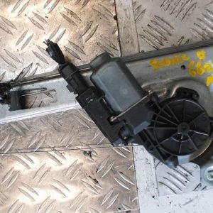 Leve vitre electrique avant gauche RENAULT SCENIC 2 PHASE 2 Diesel - Image 1