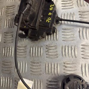 Serrure avant gauche RENAULT CLIO 3 PHASE 1 Diesel - Image 1