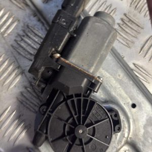 Leve vitre electrique avant gauche RENAULT SCENIC 2 PHASE 2 Diesel - Image 1