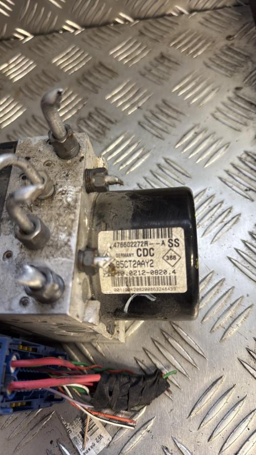 Bloc ABS (freins anti-blocage) RENAULT SCENIC 3 PHASE 3 Diesel - Image 1