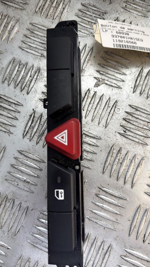 Bouton de warning KIA CEE-D 1 SPORT WAGON PHASE 2 BREAK Diesel - Image 4