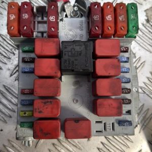 Porte fusible FIAT DUCATO 3 PHASE 2 Essence/Gaz naturel - Image 1