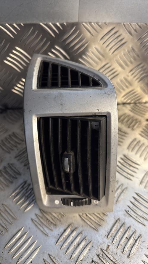 Aerateur tableau de bord avant droit FIAT DUCATO 3 PHASE 2 Essence/Gaz naturel - Image 3