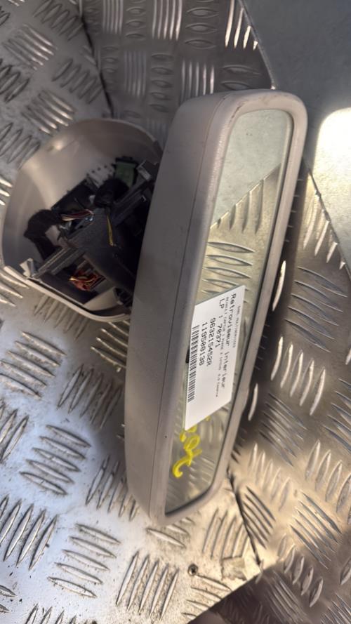 Retroviseur interieur RENAULT CAPTUR 1 PHASE 2 Essence - Image 1