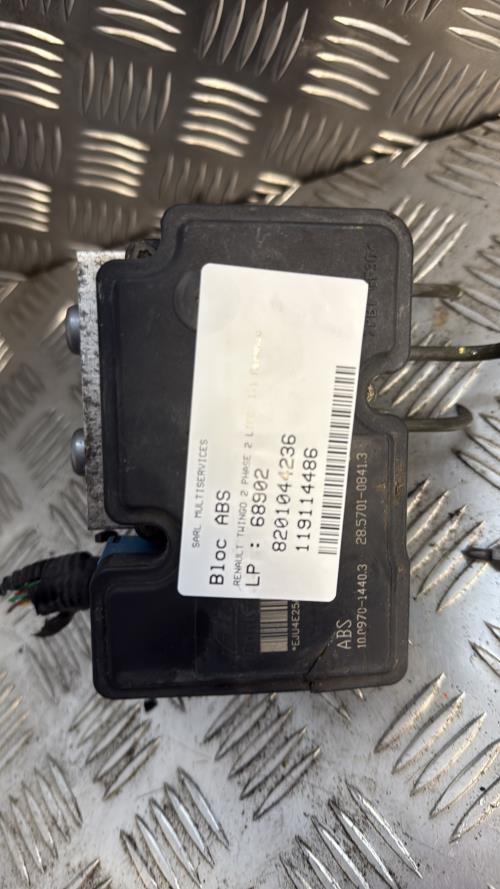 Bloc ABS (freins anti-blocage) RENAULT TWINGO 2 PHASE 2 Essence - Image 2