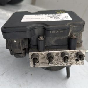 Bloc ABS (freins anti-blocage) RENAULT CLIO 4 PHASE 1 Diesel - Image 1