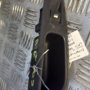 Interrupteur de leve vitre arriere gauche PEUGEOT 308 1 PHASE 2 Diesel - Image 1