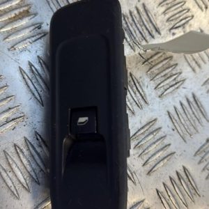 Interrupteur de leve vitre avant droit PEUGEOT 308 1 PHASE 2 Diesel - Image 1