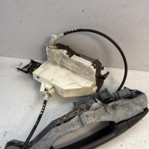 Serrure avant droit PEUGEOT 308 1 PHASE 1 Diesel - Image 1