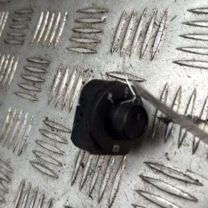 Commande retroviseurs VOLKSWAGEN POLO 5 PHASE 2 Essence - Image 1