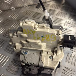 Serrure avant droit AUDI A4 2 PHASE 2 Diesel - Image 1