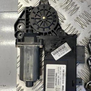 Moteur leve vitre avant droit PEUGEOT 307 PHASE 1 BREAK Diesel - Image 1