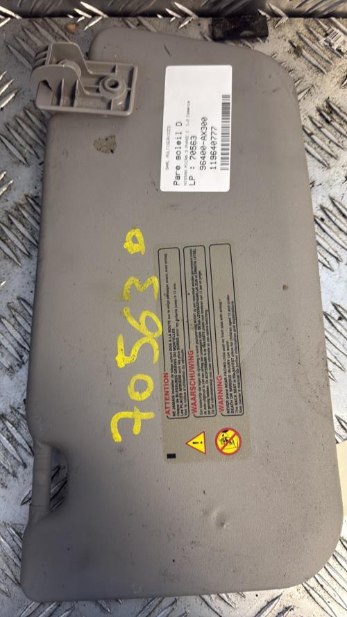 Pare soleil droit NISSAN MICRA 3 PHASE 1 Essence - Image 1