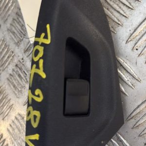 Interrupteur de leve vitre avant droit CITROEN C1 2 Essence - Image 1