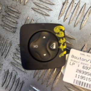 Bouton/Interrupteur RENAULT SCENIC 3 PHASE 3 Diesel - Image 1