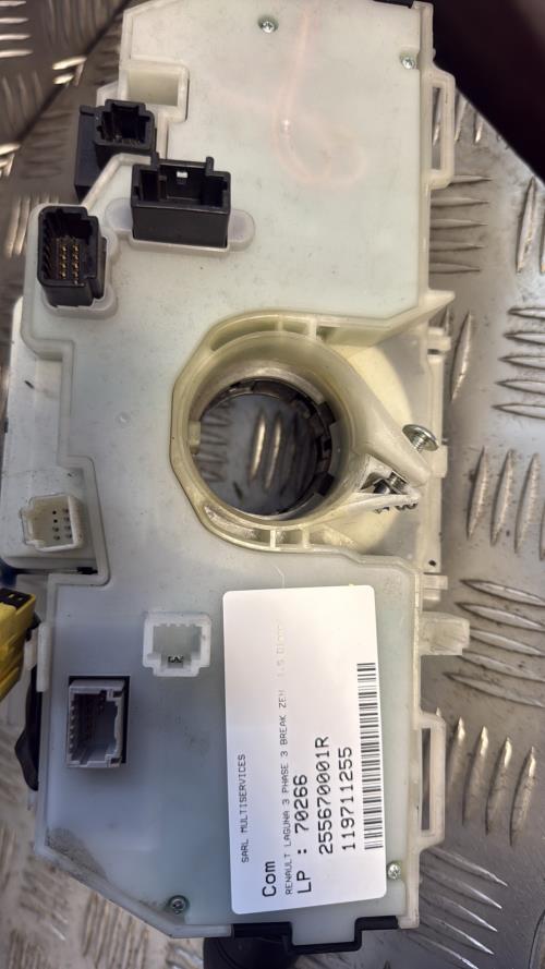 Com (Bloc Contacteur Tournant+Commodo Essuie Glace+Commodo Phare) RENAULT LAGUNA 3 PHASE 3 BREAK Diesel - Image 4