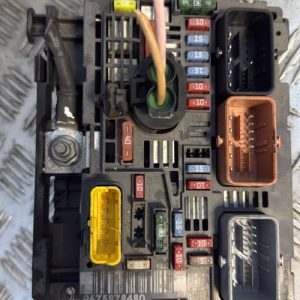 Boitier servitude moteur (BSM) PEUGEOT 308 1 PHASE 2 Diesel - Image 1