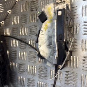 Serrure avant gauche SKODA FABIA 2 PHASE 2 Essence - Image 1