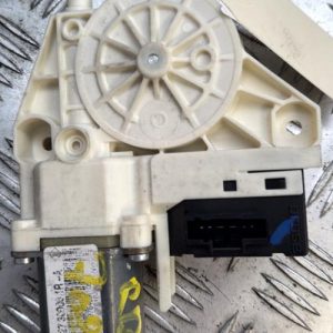 Moteur leve vitre arriere droit RENAULT LAGUNA 3 PHASE 3 BREAK Diesel - Image 1