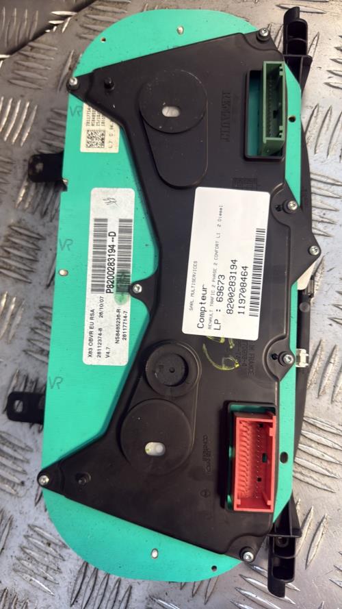 Compteur RENAULT TRAFIC 2 PHASE 2 Diesel - Image 2