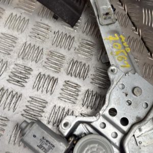 Leve vitre electrique avant droit DAIHATSU SIRION 1 Essence - Image 1