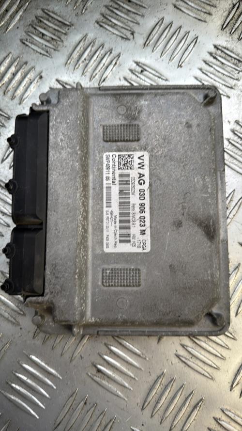 Calculateur moteur SKODA FABIA 2 PHASE 2 Essence - Image 1
