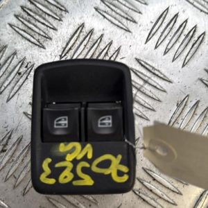 Interrupteur de leve vitre avant gauche DACIA LODGY PHASE 1 Diesel - Image 1