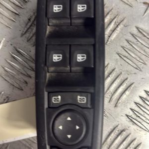 Interrupteur de leve vitre avant gauche RENAULT LAGUNA 3 PHASE 3 BREAK Diesel - Image 1