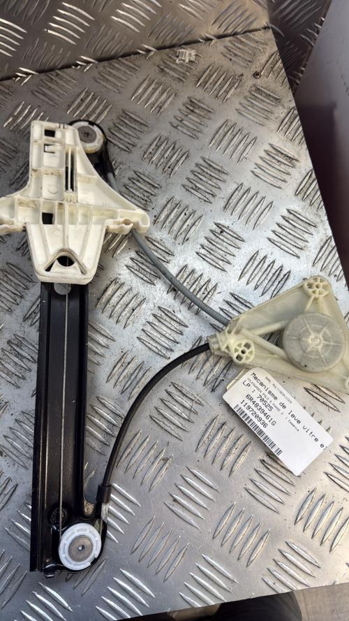 Mecanisme de leve vitre electrique arriere gauche VOLKSWAGEN POLO 5 PHASE 2 Essence - Image 1