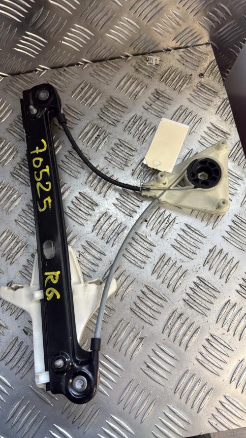 Mecanisme de leve vitre electrique arriere gauche VOLKSWAGEN POLO 5 PHASE 2 Essence - Image 2