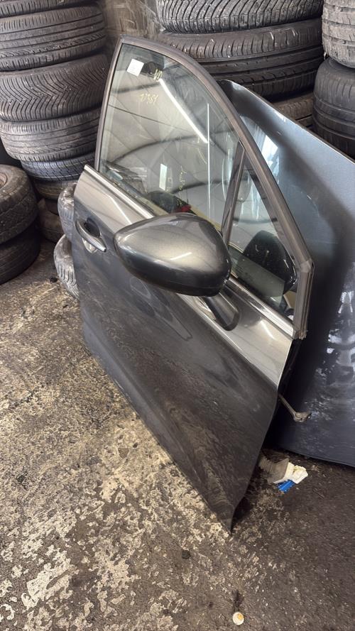 Porte avant droit CITROEN C4 2 PHASE 1 Diesel - Image 3