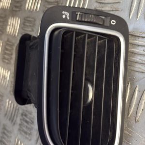 Aerateur tableau de bord avant gauche VOLKSWAGEN POLO 5 PHASE 1 Essence - Image 1