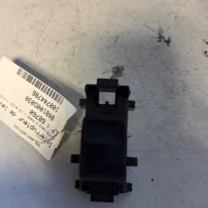 Interrupteur de leve vitre avant droit TOYOTA YARIS 2 PHASE 1 Diesel - Image 1